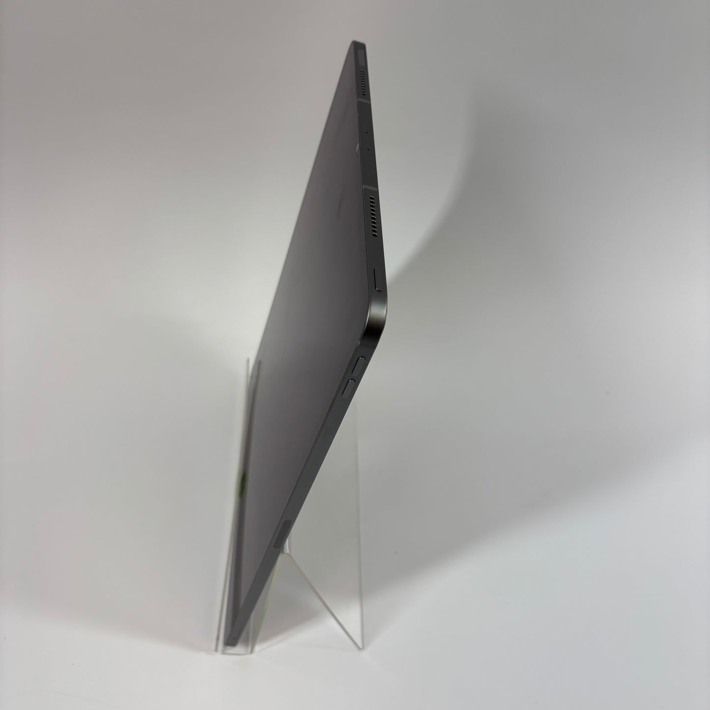 Unlocked Apple iPad Pro 12.9" 6th Gen 512GB Space Gray MP623LL/A