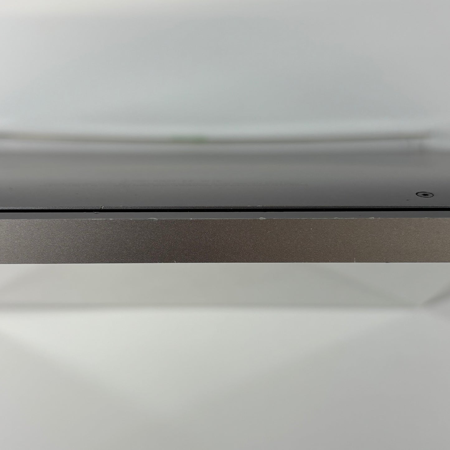 2020 Apple MacBook Air 13.3" i3 1.1GHz 8GB RAM 128GB SSD Space Gray A2179