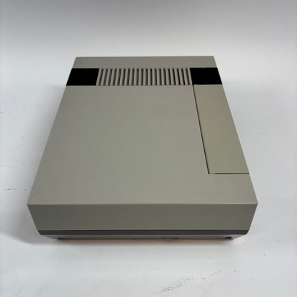 Nintendo Entertainment System NES-001 Gray Action Set CIB