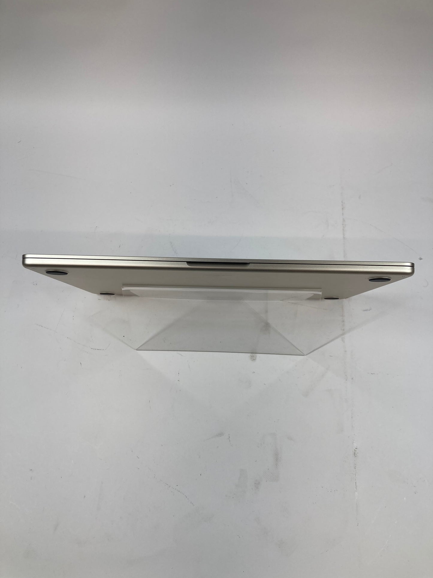 2024 Apple MacBook Air 15" M3 10C GPU 4.0GHz 8GB RAM 256GB SSD MRYR3LL/A