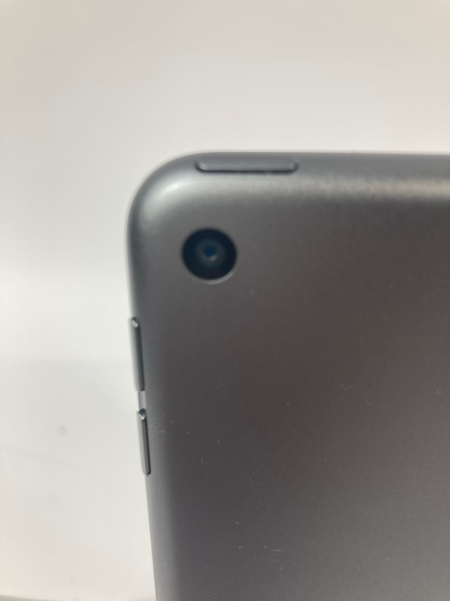 WiFi Only Apple iPad Mini 5th Gen 64GB Space Gray MUQW2LL/A