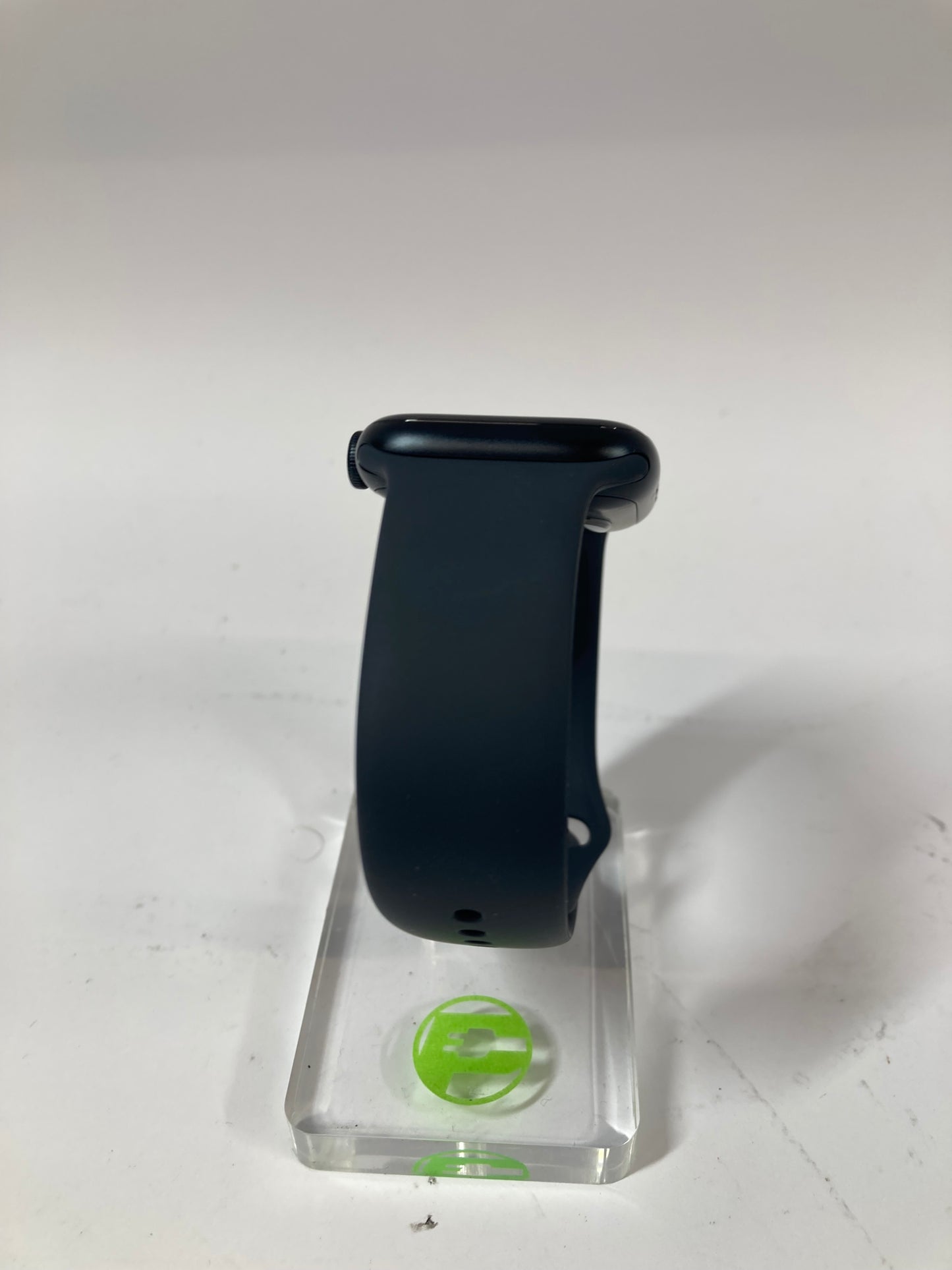 Unlocked Apple Watch SE 2nd Gen 44MM Black Aluminum Black Sport Band MNU03LL/A