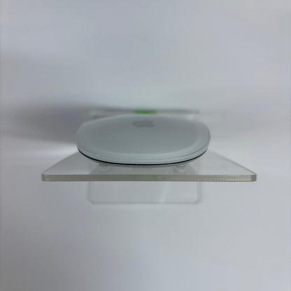 2024 Apple iMac 24" M4 4.5GHz 16GB RAM 256GB SSD Silver MWUC3LL/A