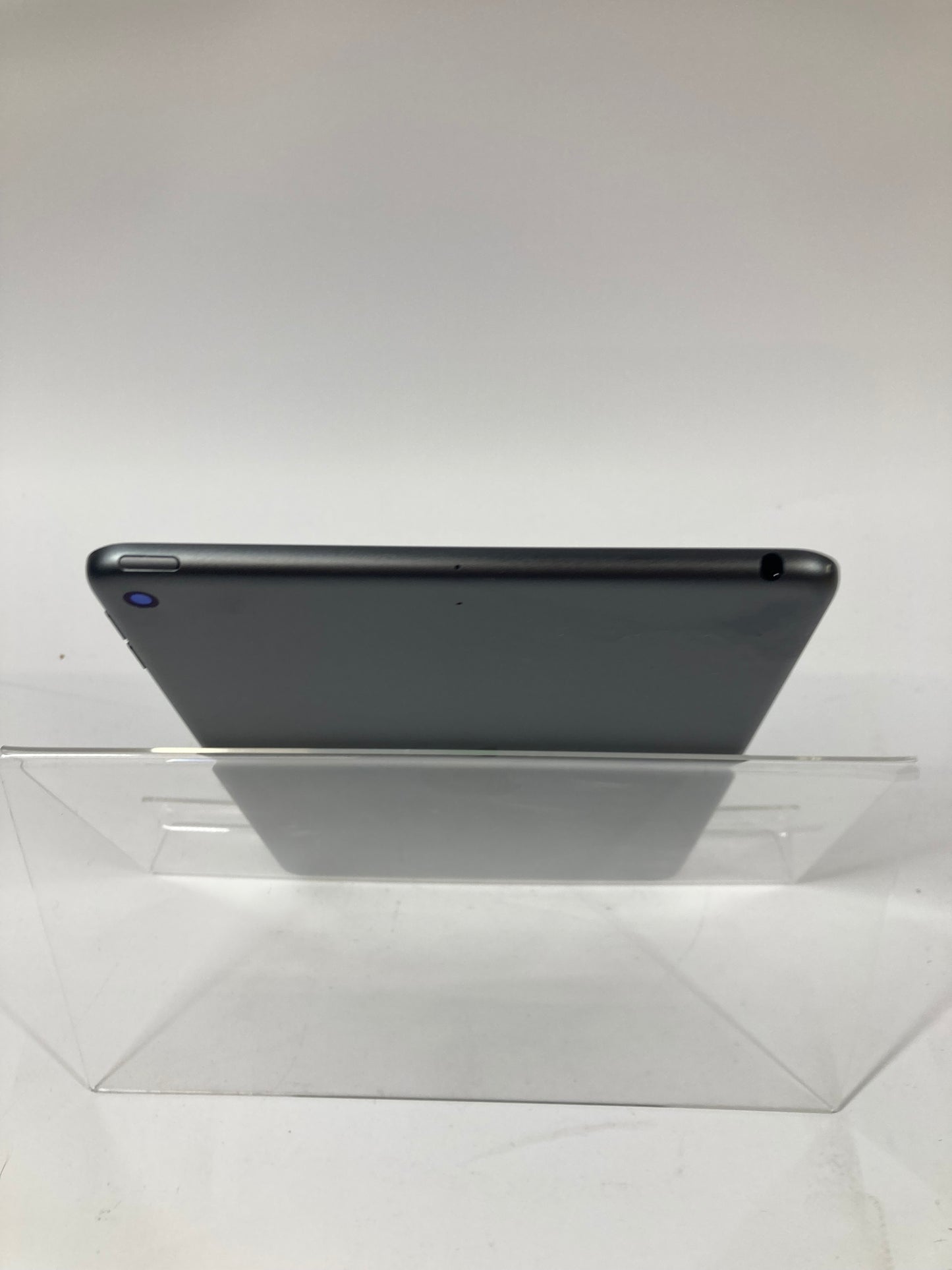 WiFi Only Apple iPad Mini 5th Gen 64GB Space Gray MUQW2LL/A