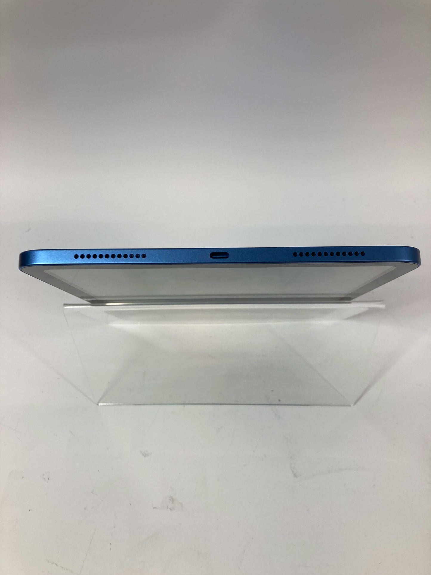 WiFi Only Apple iPad 11" (A16) 128GB Blue MD4A4LL/A