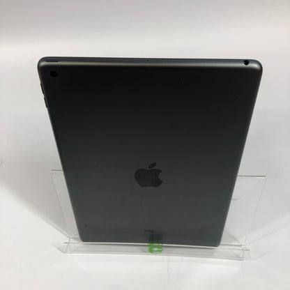 WiFi Only Apple iPad 9th Gen 64GB 17.4.1 Space Gray MK2K3LL/A