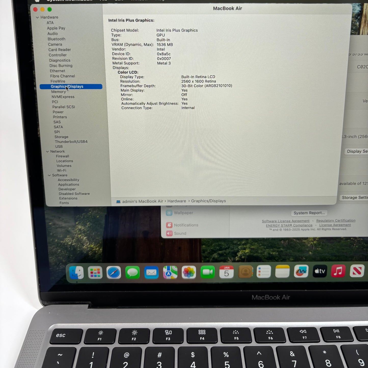 2020 Apple MacBook Air 13.3" i3 1.1GHz 8GB RAM 128GB SSD Space Gray A2179