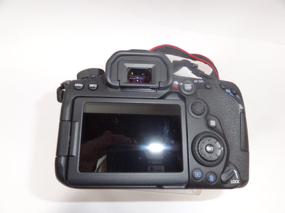 Canon EOS 90D 32.5MP Digital SLR DSLR Camera Body Only