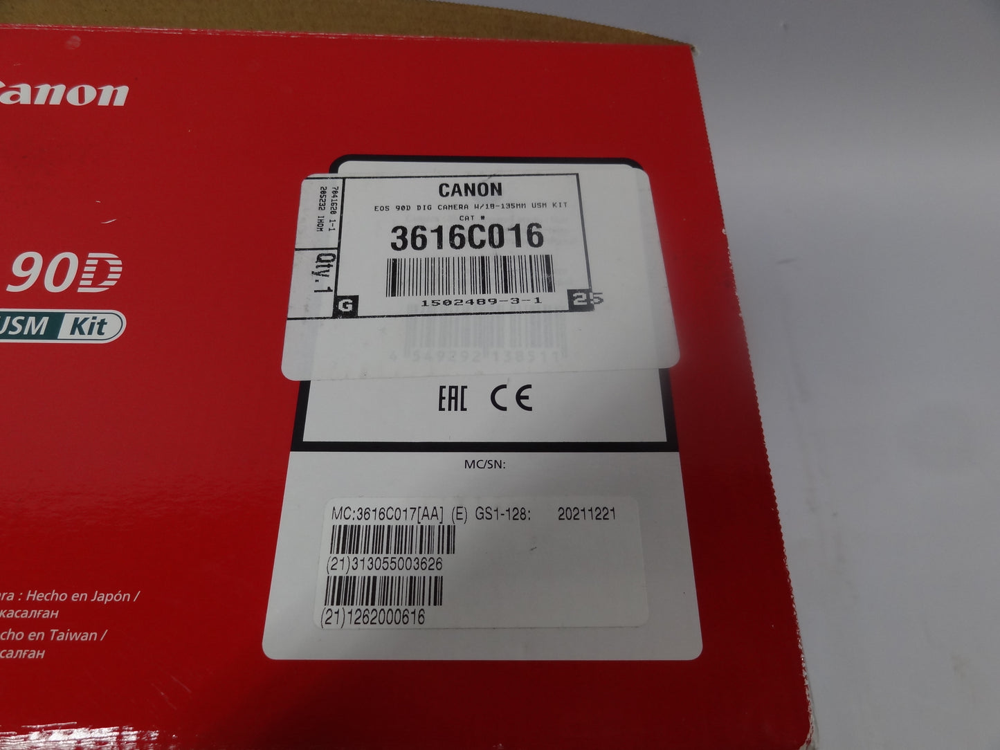 Canon EOS 90D 32.5MP Digital SLR DSLR Camera Body Only