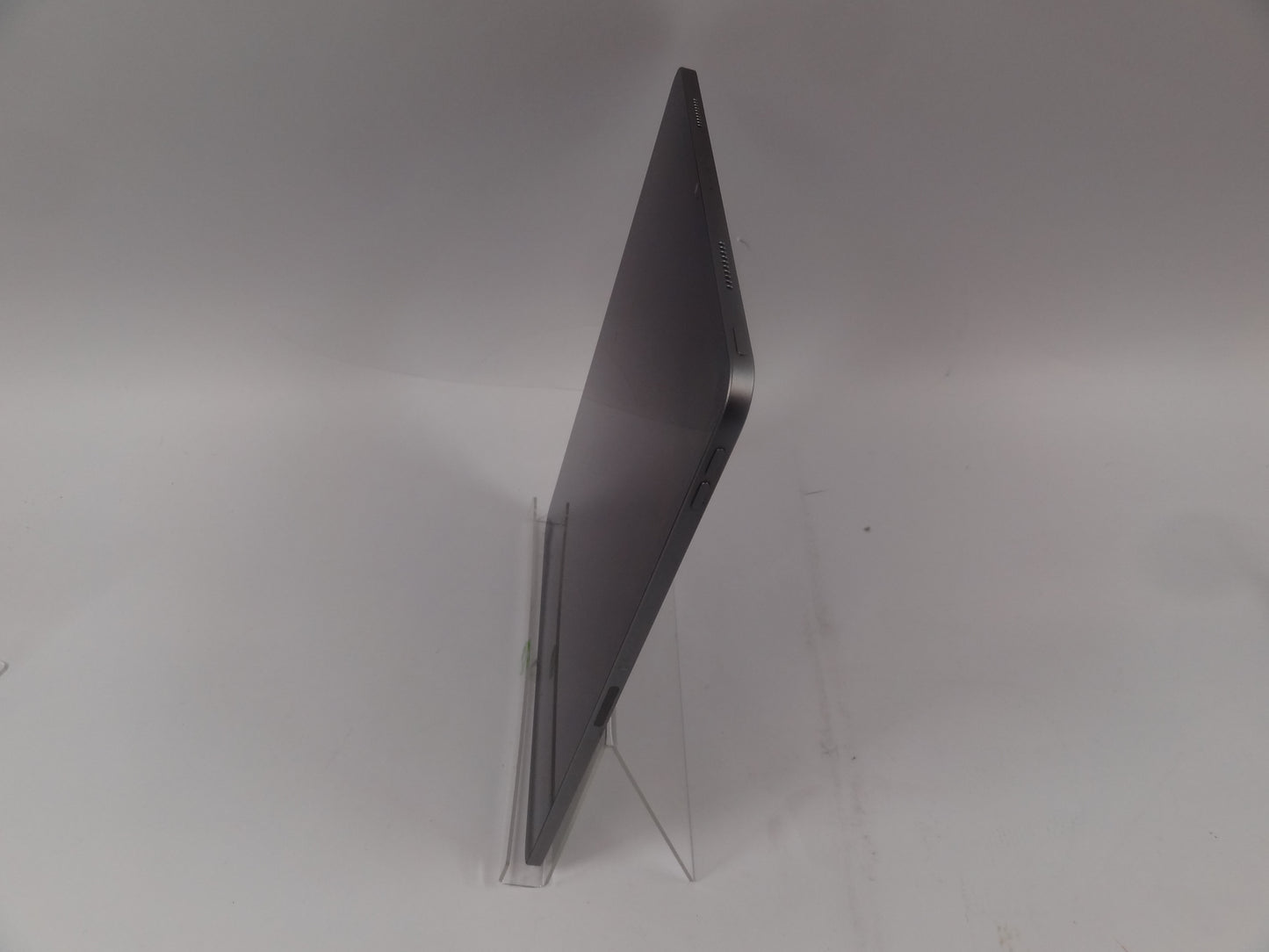 WiFi Only Apple iPad Pro 12.9" 6th Gen 256GB Space Gray