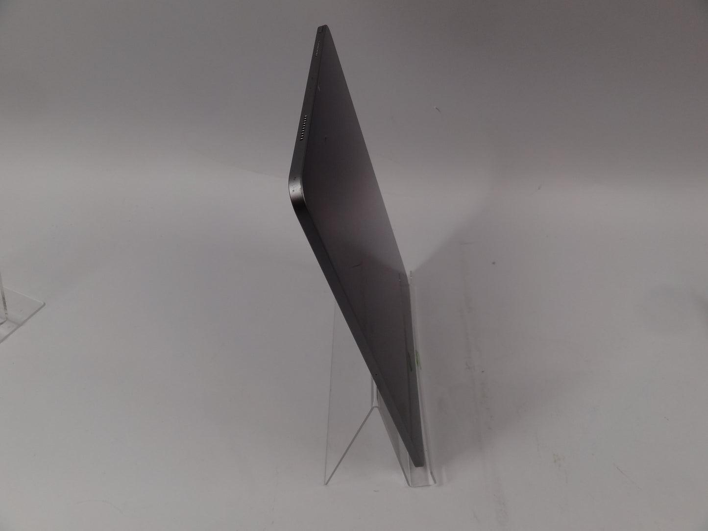 WiFi Only Apple iPad Pro 12.9" 6th Gen 256GB Space Gray