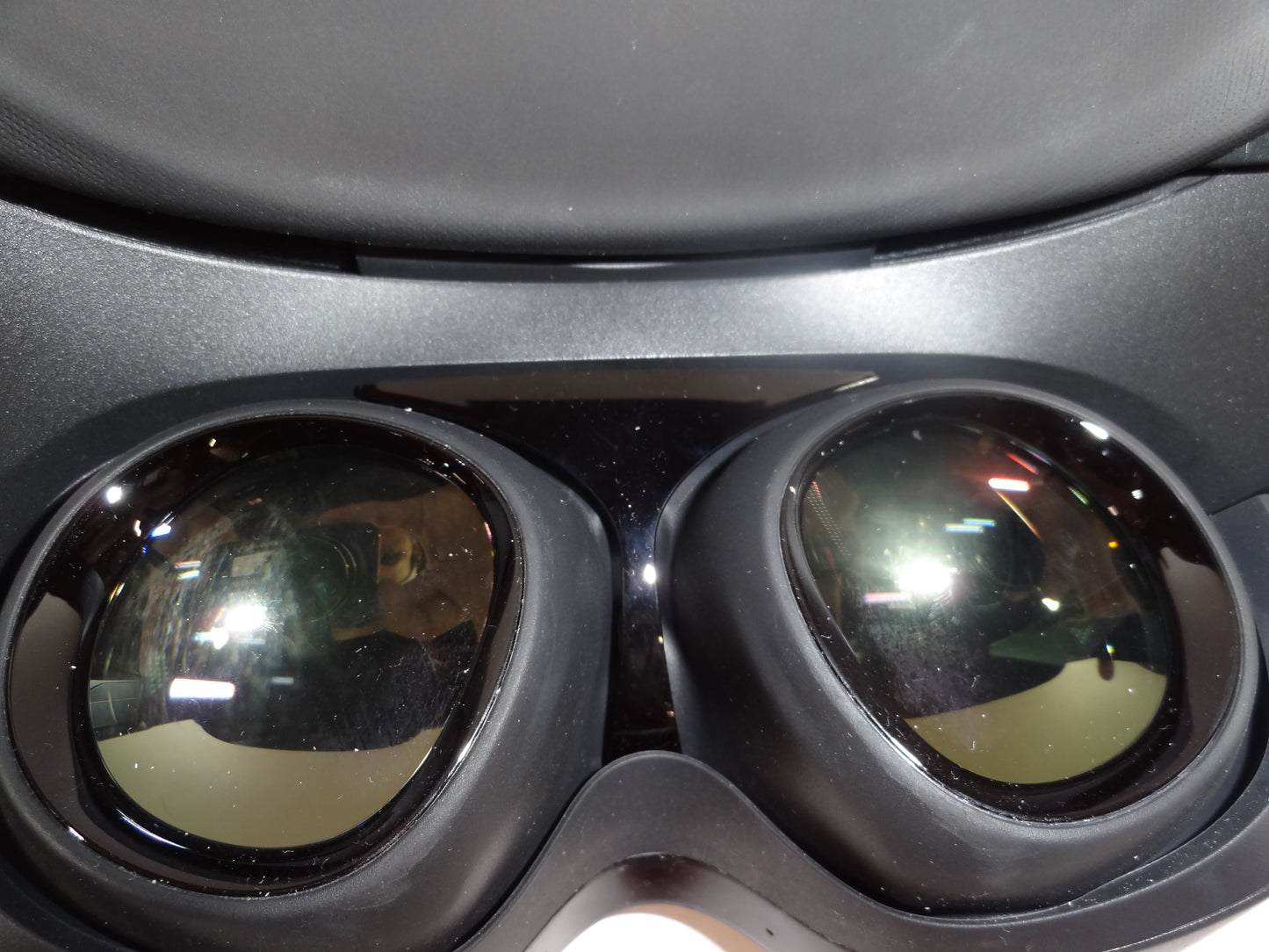 Meta Quest Pro 256GB Standalone All-in-One VR Headset DK94EC