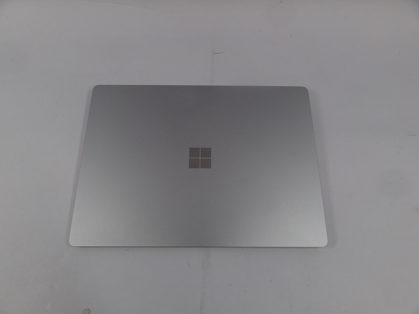 Microsoft Surface Laptop 4 1958 13.5" Ryzen 5 Surface Edition 2.2GHz 8GB 256GB 
