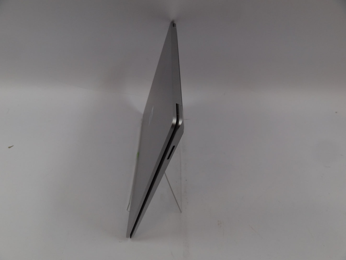 Microsoft Surface Laptop 4 1958 13.5" Ryzen 5 Surface Edition 2.2GHz 8GB 256GB 