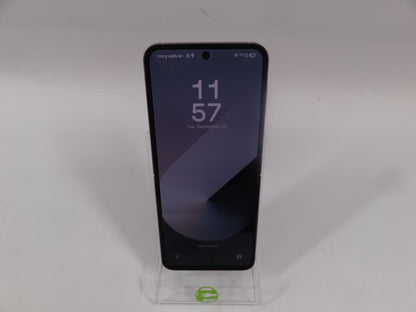 Unlocked Samsung Galaxy Z Flip6 12GB RAM 512GB SM-F741U Silver