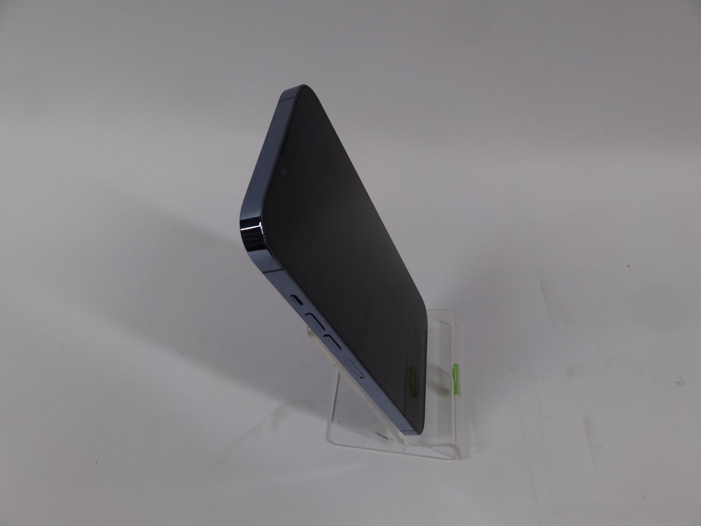 Unlocked Apple iPhone 13 Pro Max 512GB 18.1.1 Blue MLL03LL/A