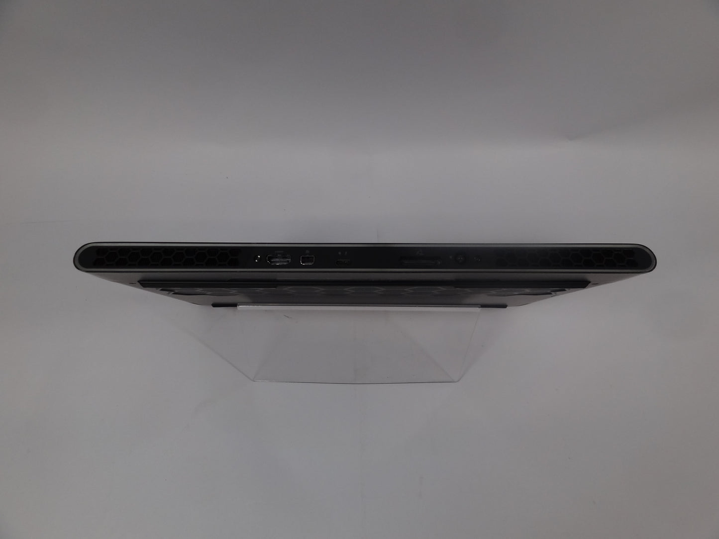 Alienware M15 R4 15.6" i7-10870H 5.0GHz 16GB RAM 512GB SSD GeForce RTX 3070