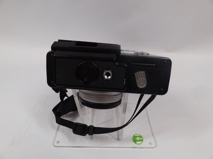 Leica Digilux 1 18210 4MP Digital Camera