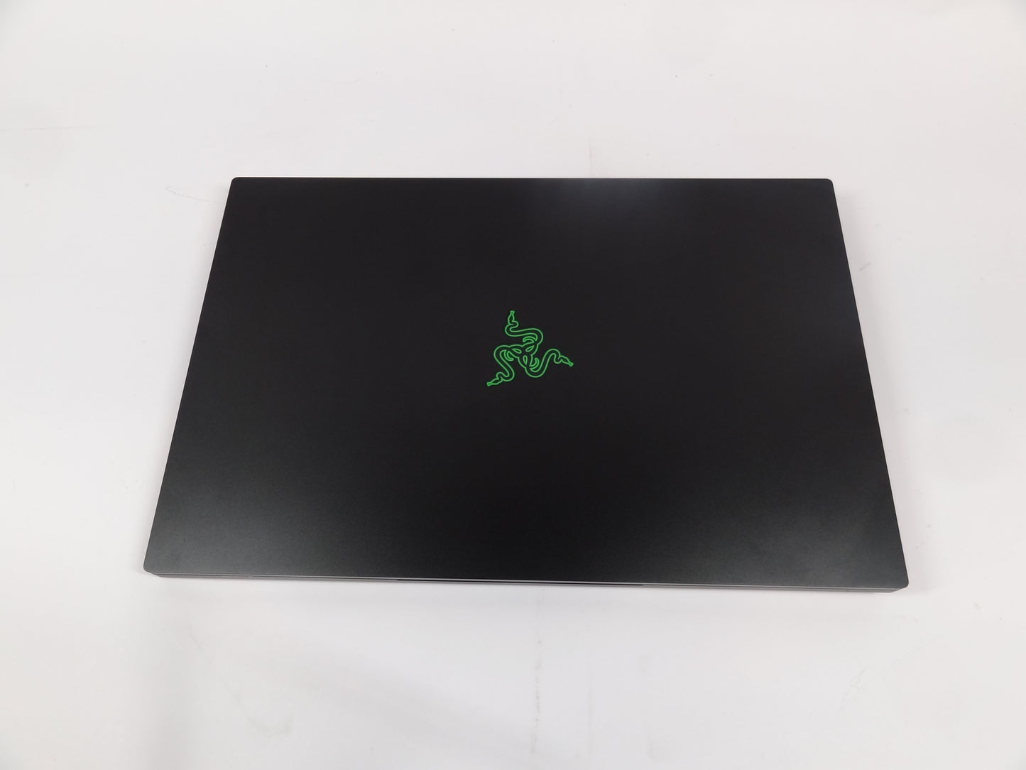 Razer Blade 17 RZ09-0406 17.3" i7-11800H 2.3GHz 16GB 1TB GeForce RTX 3070