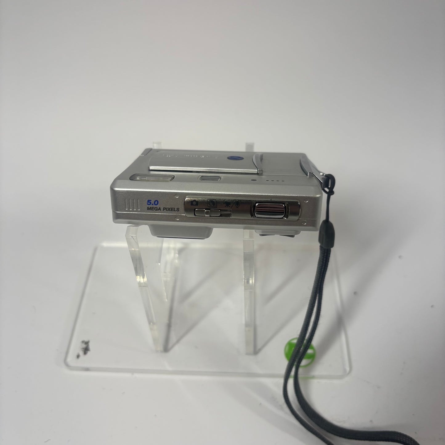 Konica Minolta DiMAGE X50 2734-301 5MP Compact Digital Camera