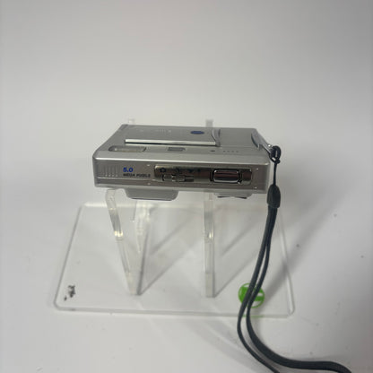 Konica Minolta DiMAGE X50 2734-301 5MP Compact Digital Camera