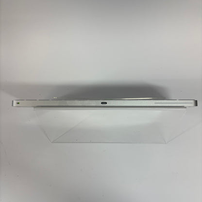 2024 Apple iMac 24" M4 4.5GHz 16GB RAM 256GB SSD Silver MWUC3LL/A