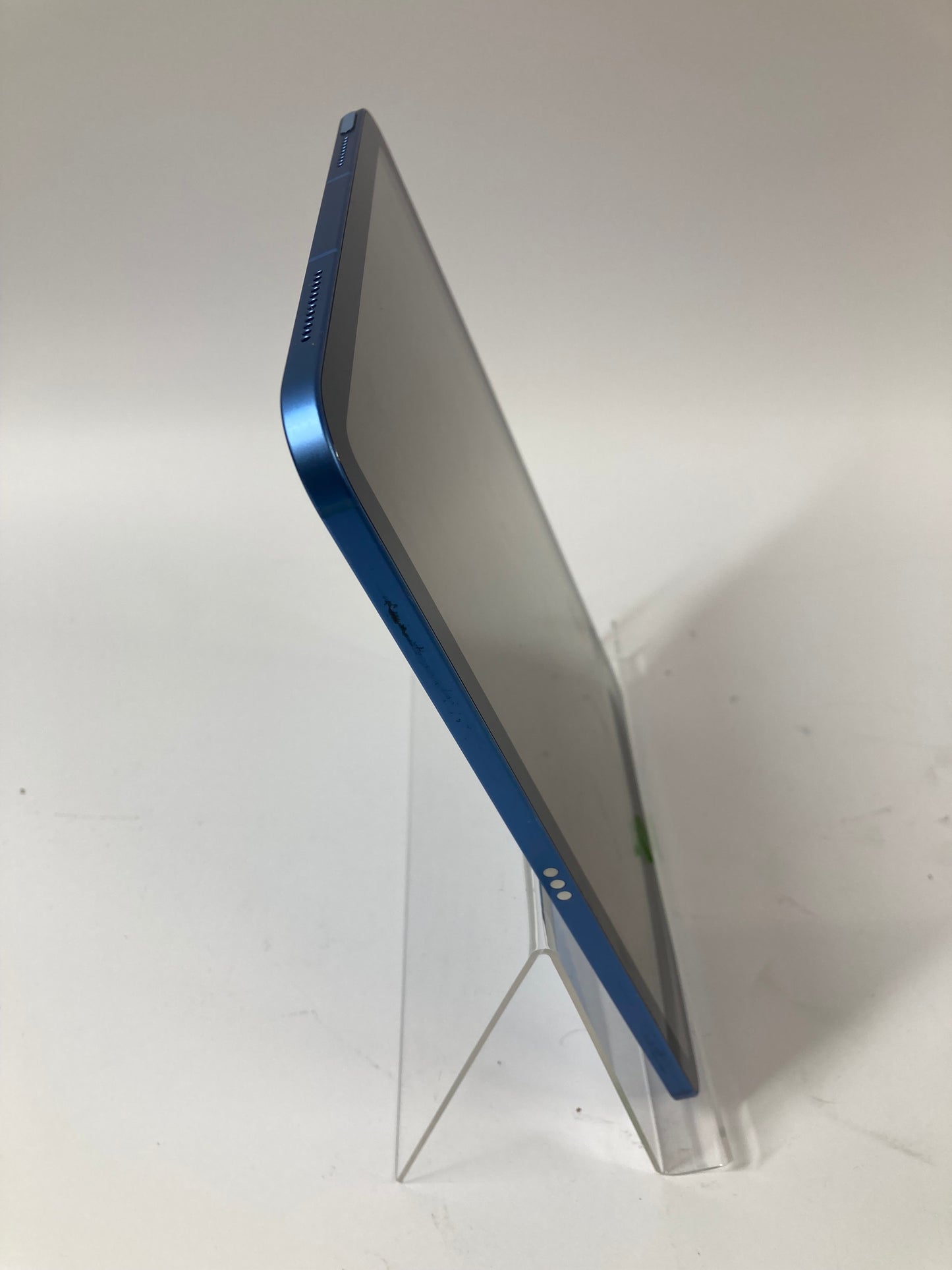 Unlocked Apple iPad 10th Gen 64GB Blue MQ6K3LL/A