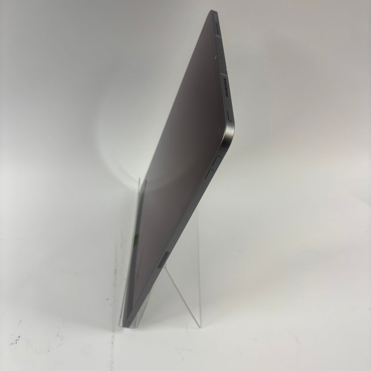 WiFi Only Apple iPad Pro 12.9" 6th Gen 128GB Space Gray MP5X3LL/A