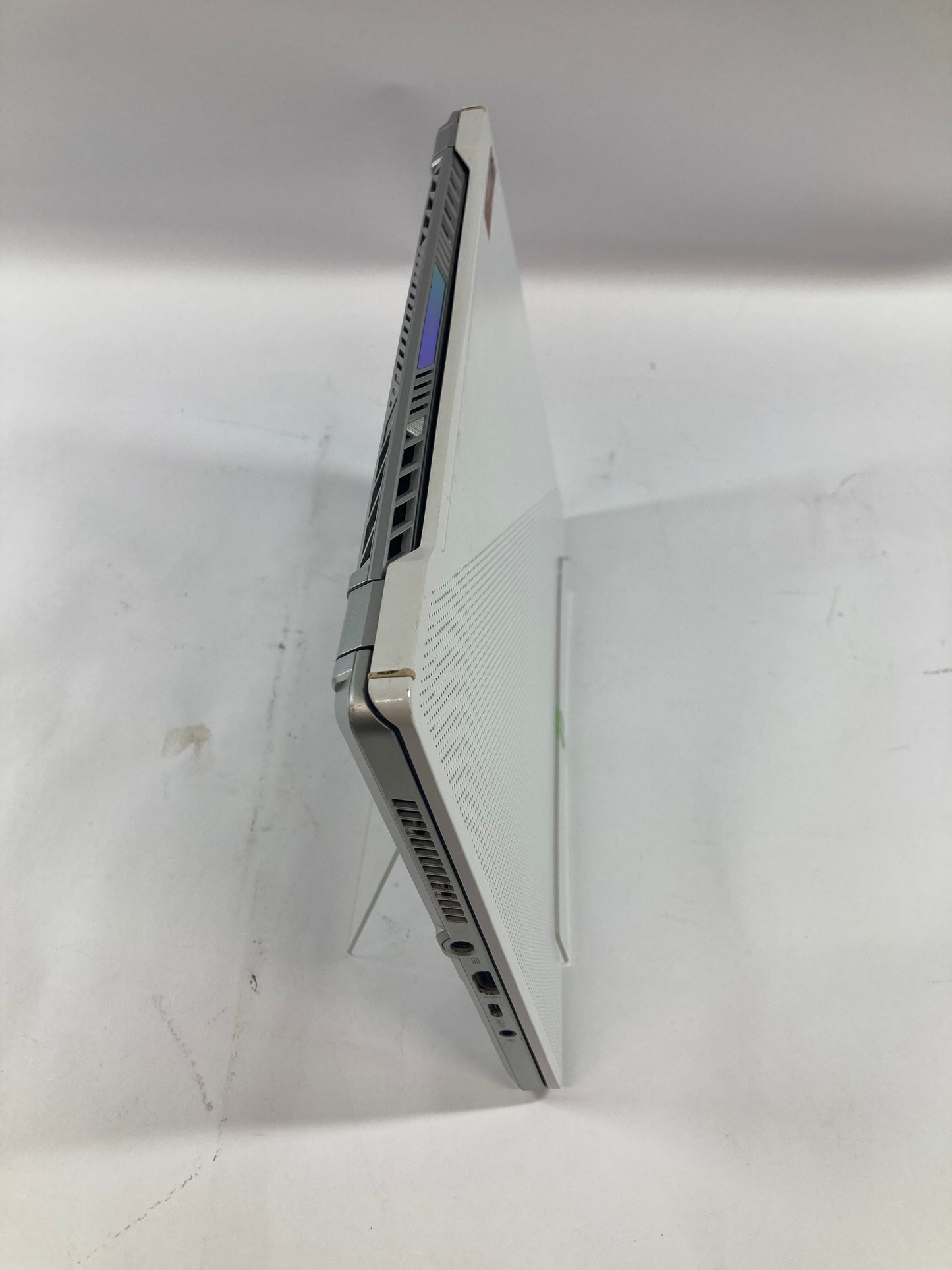 Asus ROG Zephyrus G14 GA4012QM Ryzen 9 5900HS 3.3GHz 16GB 1TB GeForce RTX 3060