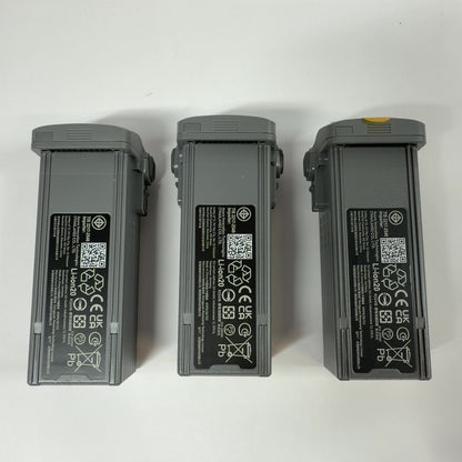 DJI Air 3 4K Quadcopter Camera Drone EB3WBC Fly More Combo