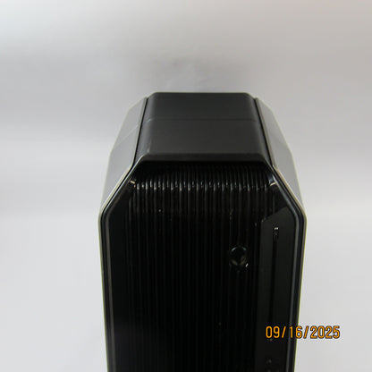 Alienware Area 51 i7-6900K 3.20GHz 32GB RAM 4TB HDD Nvidia TITAN X