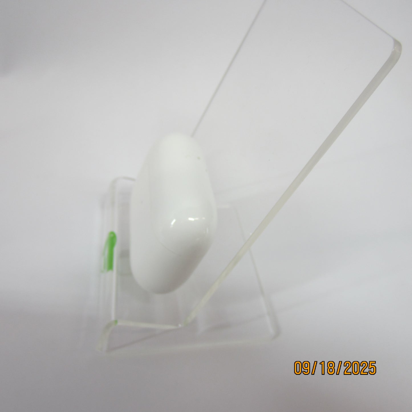 Apple AirPods Pro 1st Gen with Charging Case A2083 A2084 A2190 MWP22AM/A