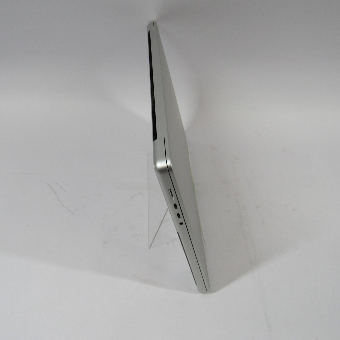 2021 Apple MacBook Pro 16" M1 Max 32C GPU 3.2GHz 32GB RAM 512GB SSD A2485