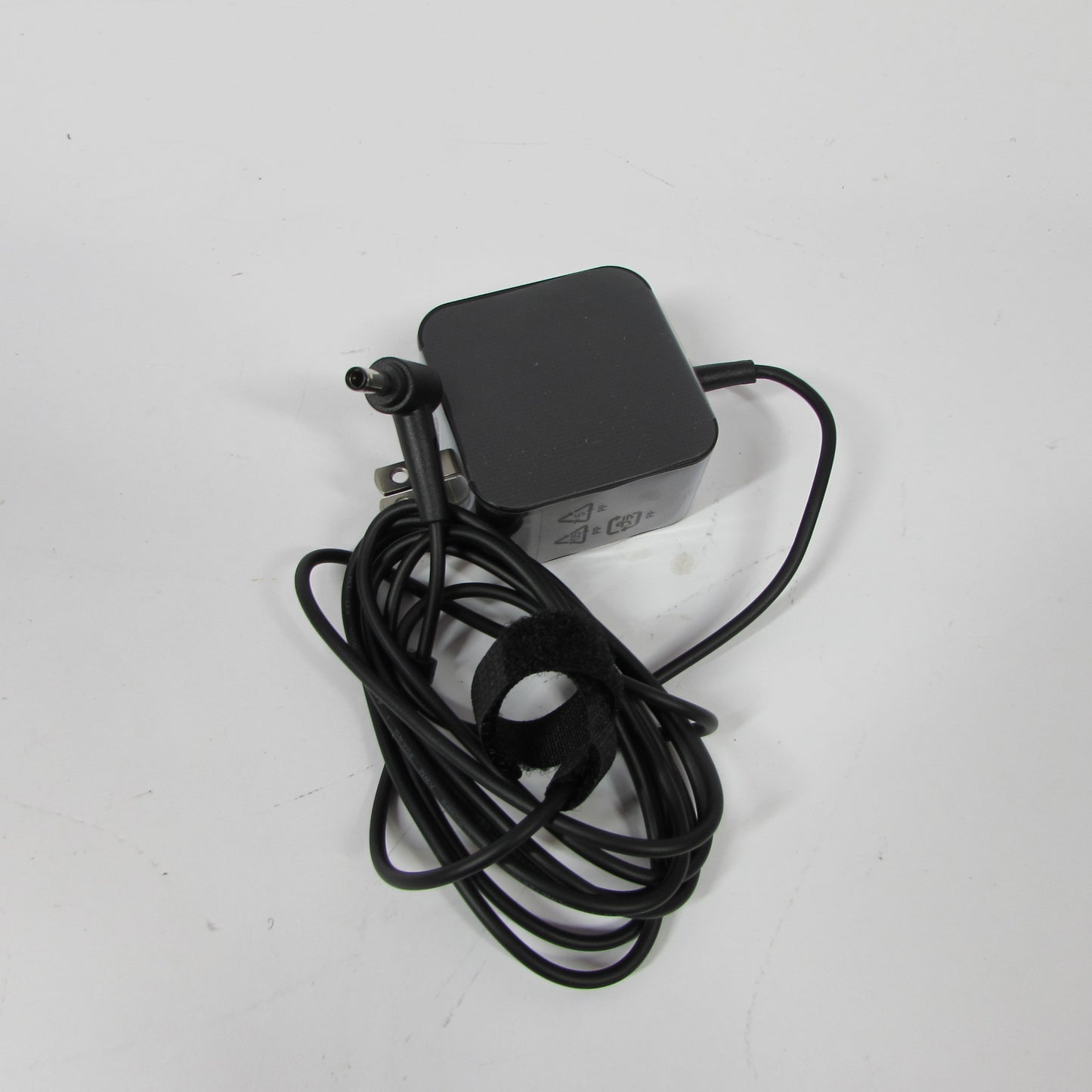 Asus Vivobook 14 X1404V 14" I5-1334U 1.3GHz 12GB RAM 256GB SSD