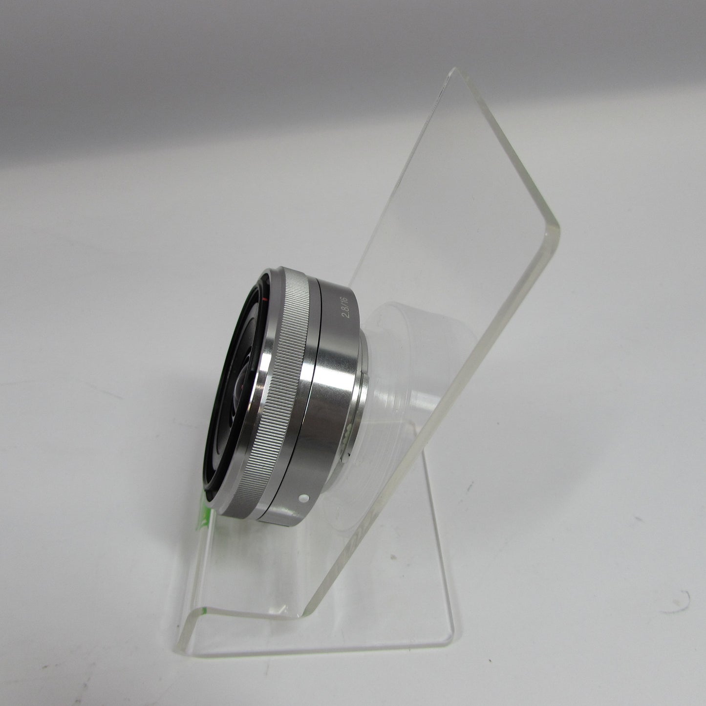 Sony E 16mm f/2.8 16mm f/2.8 E-Mount Ultra-Wide Prime Lens SEL16F28