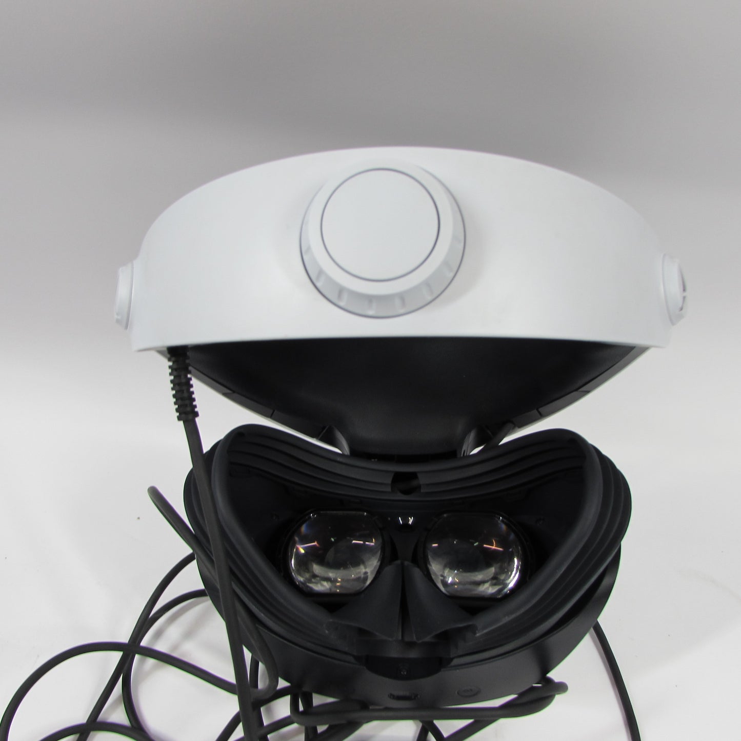 Sony Playstation 4 PS4 Virtual Reality VR2 Headset White/Black CFI-ZVR1