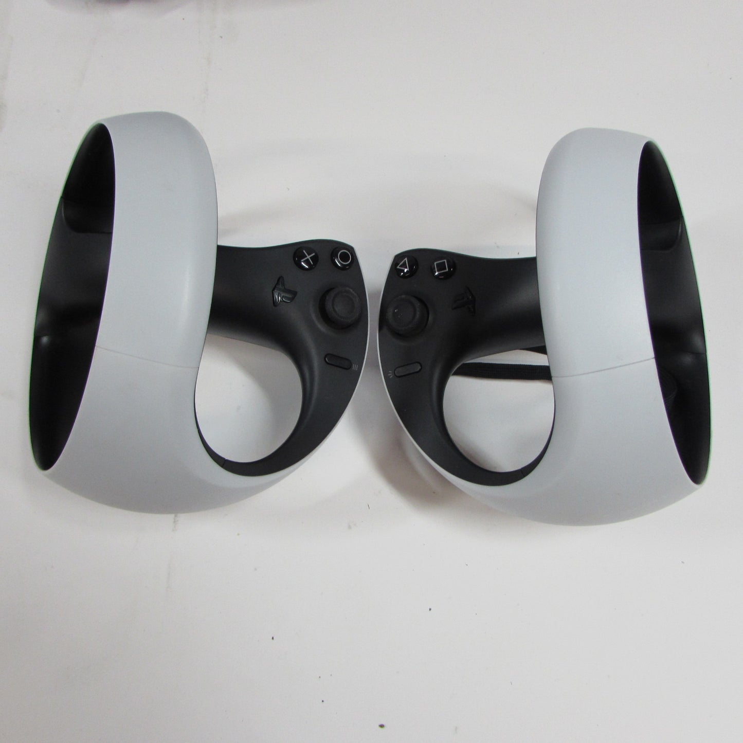 Sony Playstation 4 PS4 Virtual Reality VR2 Headset White/Black CFI-ZVR1