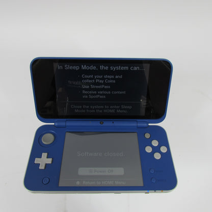 Nintendo 2DS XL Zelda: A Link Between Worlds Hylian Shield Special Edition