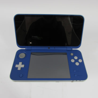 Nintendo 2DS XL Zelda: A Link Between Worlds Hylian Shield Special Edition