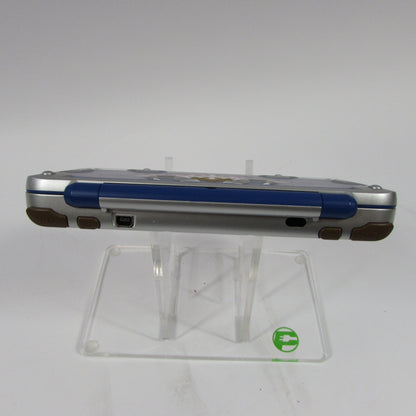 Nintendo 2DS XL Zelda: A Link Between Worlds Hylian Shield Special Edition