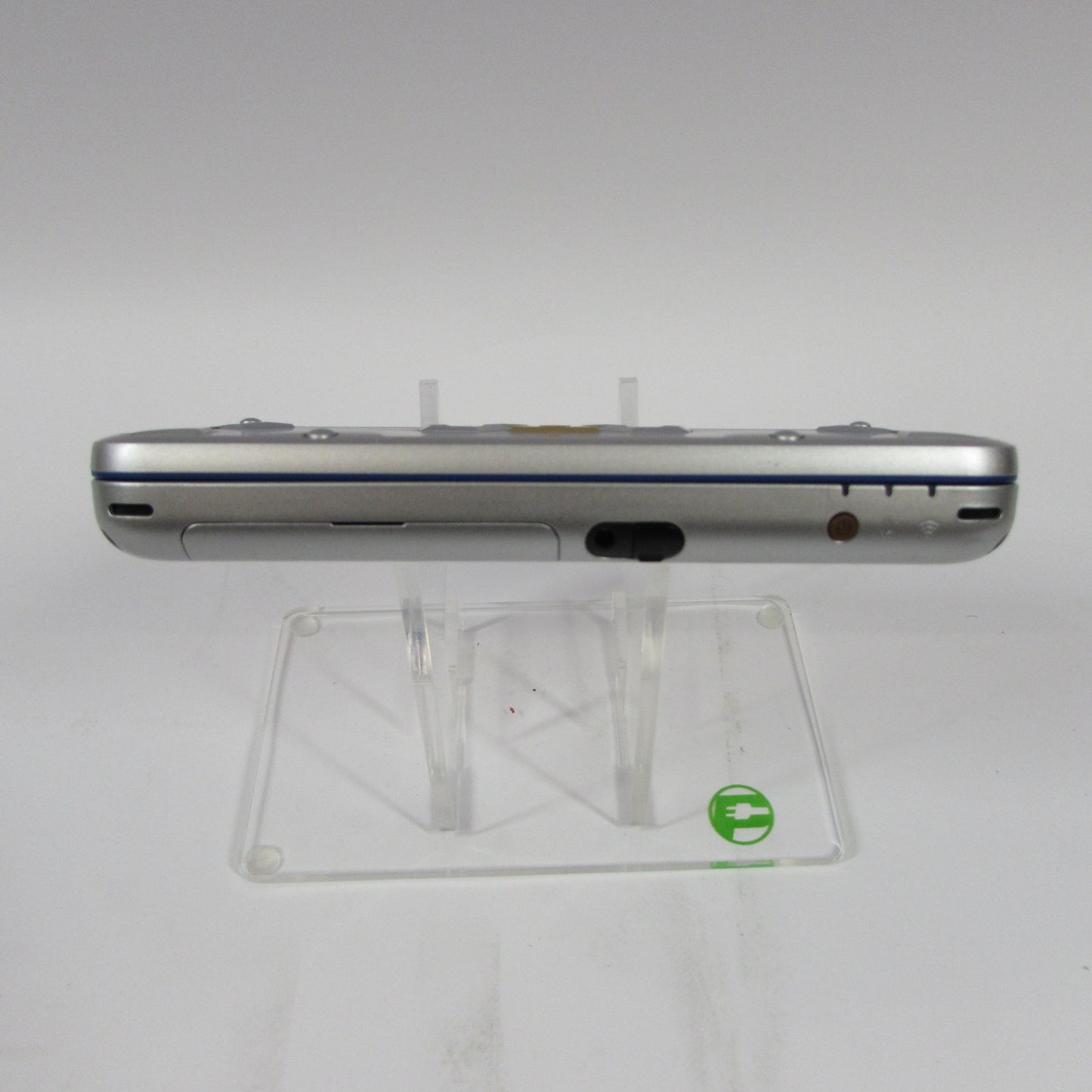 Nintendo 2DS XL Zelda: A Link Between Worlds Hylian Shield Special Edition