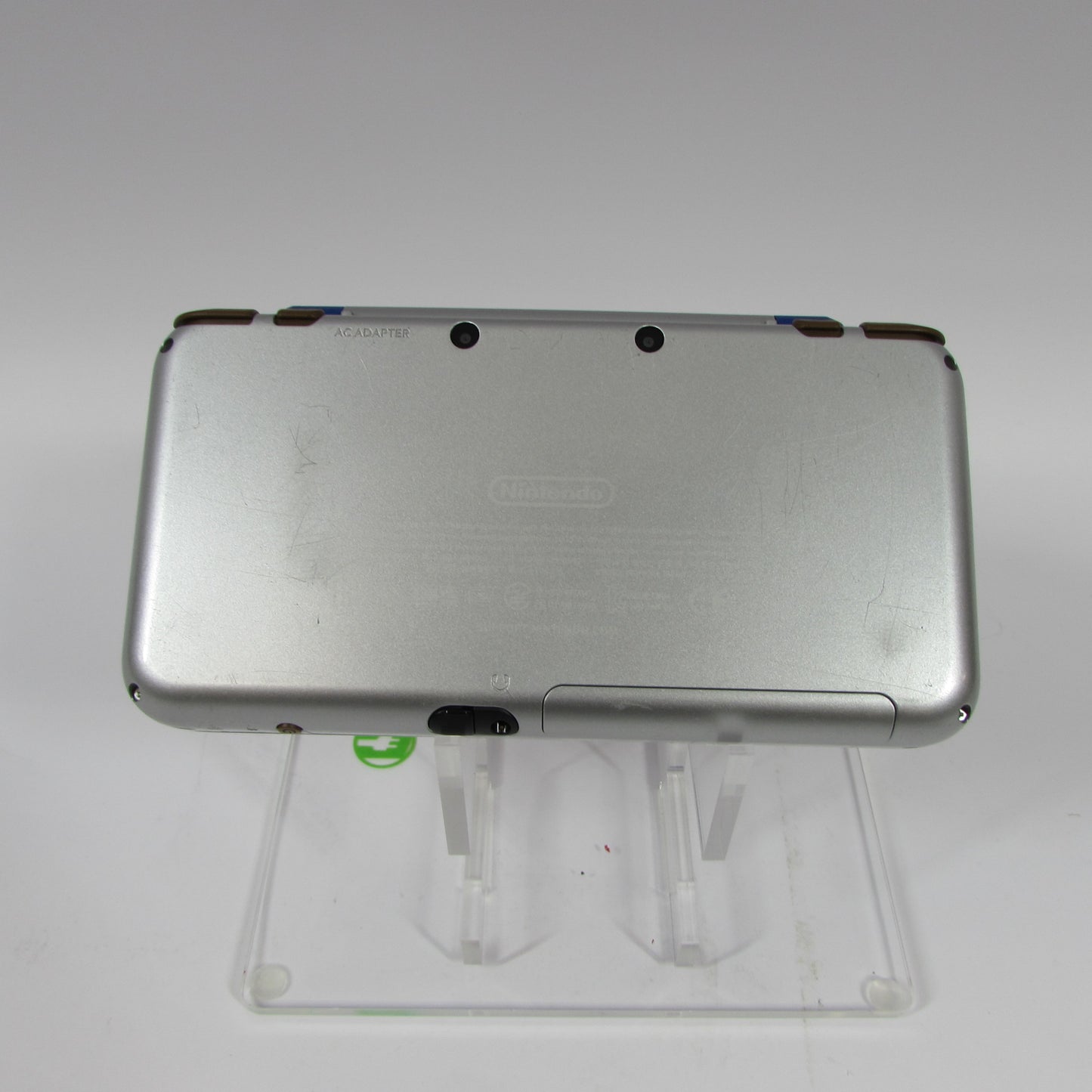 Nintendo 2DS XL Zelda: A Link Between Worlds Hylian Shield Special Edition