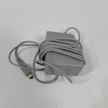 Nintendo 2DS XL Zelda: A Link Between Worlds Hylian Shield Special Edition