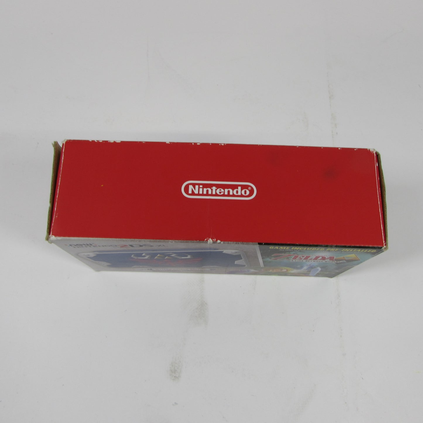 Nintendo 2DS XL Zelda: A Link Between Worlds Hylian Shield Special Edition